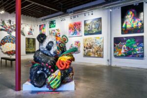 Miami: Wynwood Walls Skip-the-Line Ticket - Skip-the-line entry and the Welcome Center check-in