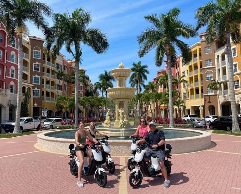 Naples Florida: Downtown Electric Moped Tour - Fun For All - Meeting at Shoppes at Dockside: find the blue building, then the mopeds