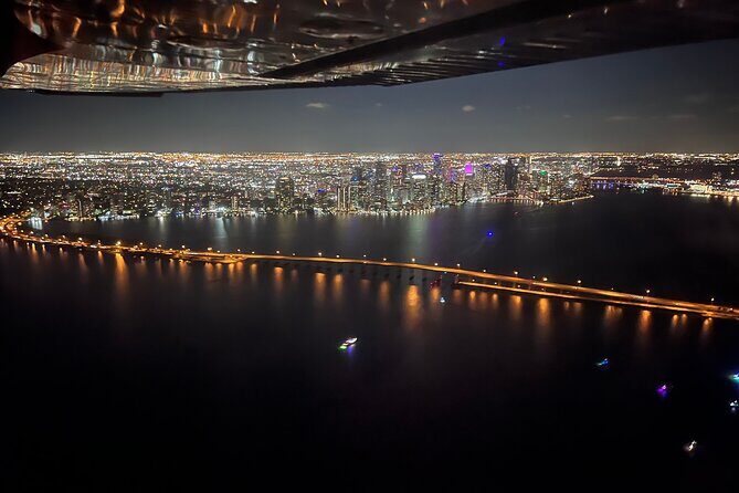 Private 60 Minute Romantic Excursion Air Tour with Champagne - The pilot makes or breaks the hour