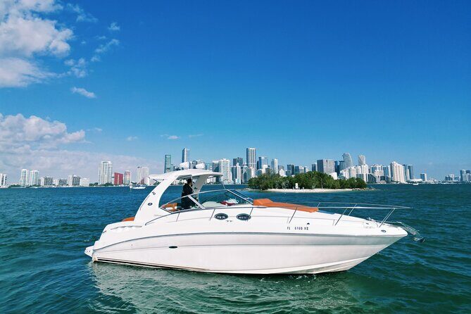 Private Captained Boat Tour in Miami for up to 12 Passengers - Where you meet and how to plan your 2–6 hour window