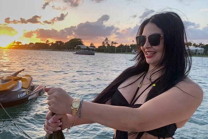 Private Yacht Cruise in Miami Beach - Meeting Point and What Your Day Feels Like