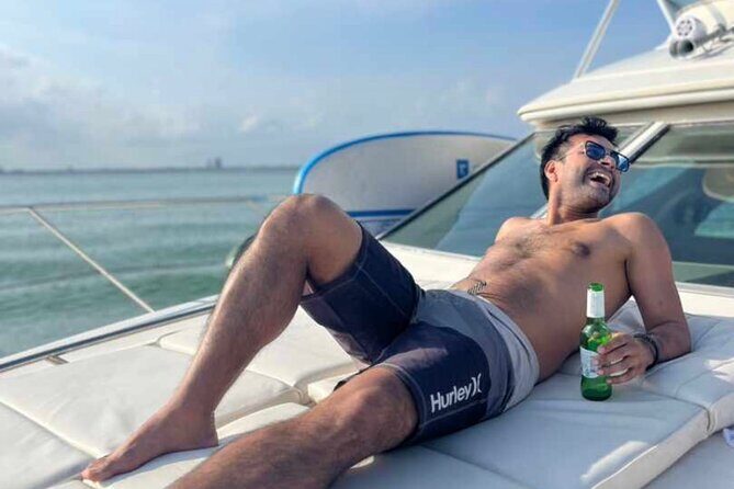 Private Yacht Cruise in Miami Beach - What’s Included on Board (and why it’s a big deal)