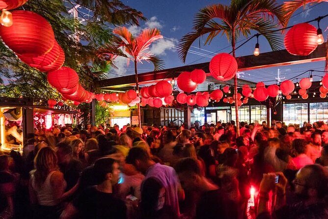 Pub Crawl Miami Wynwood - Price and Timing: Is $30 a Good Deal?