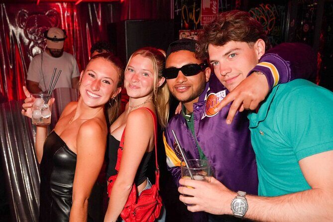 Pub Crawl Miami Wynwood - Stop-by-Stop: What You’ll Experience in Wynwood