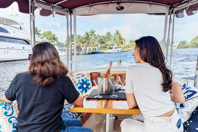 Scenic Boat Tour on Fort Lauderdale’s Riverside - Meeting on 301 SW 3rd Ave: keeping the start easy