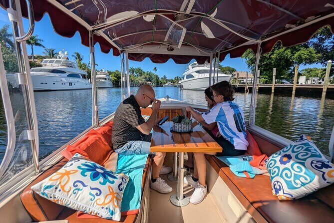 Scenic Boat Tour on Fort Lauderdale’s Riverside - Damien’s guide style: smooth communication and a personal touch
