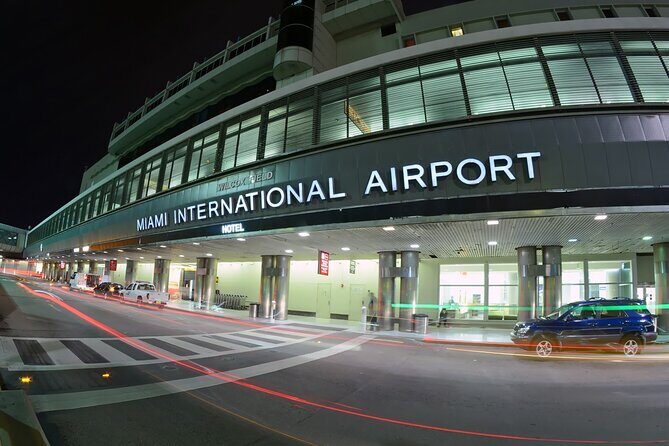 Transfer From Fort Lauderdale Hotels to Miami Airport or Port - Choosing the right vehicle: sedans, premium SUVs, and Mercedes Sprinters