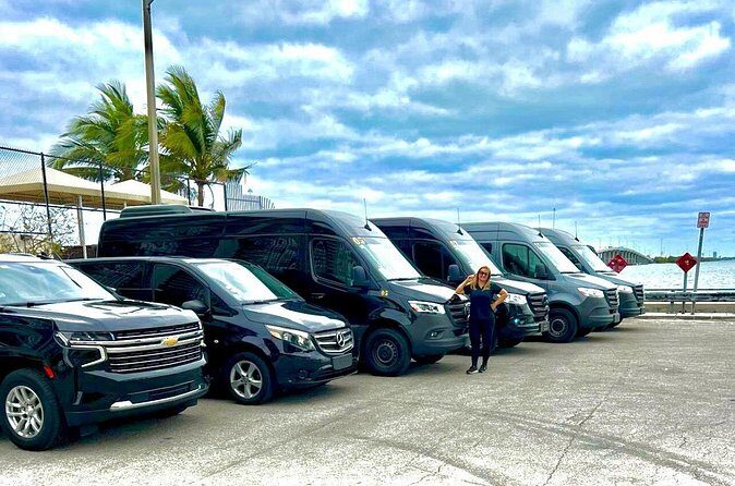 Van 14pax Miami Airport-Hotel To/From Port of Miami-Hotel - Communication and on-time performance: what the best drivers do