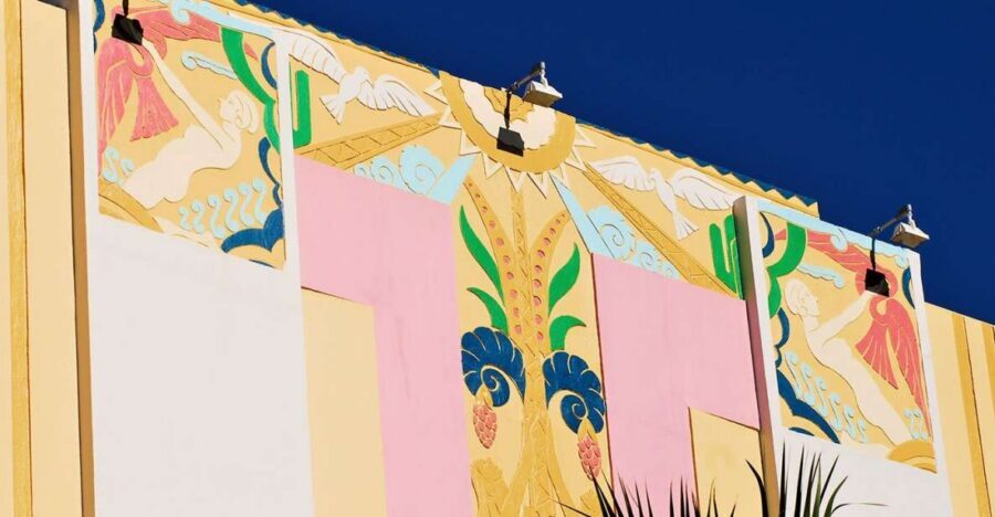 Walking Tour with Cocktails(optional) Miami - Essex House Hotel: why that stop matters for first-time Art Deco fans