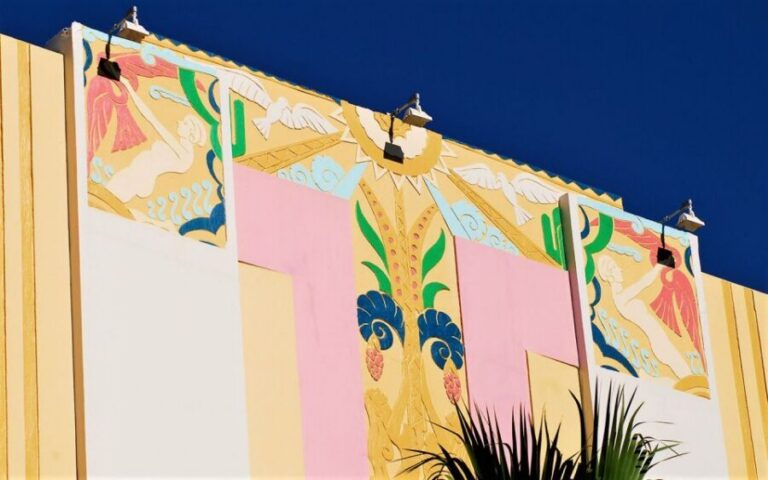 Walking Tour with Cocktails(optional) Miami - The stories behind the style: pioneers, mob, Hollywood, and Miami’s momentum